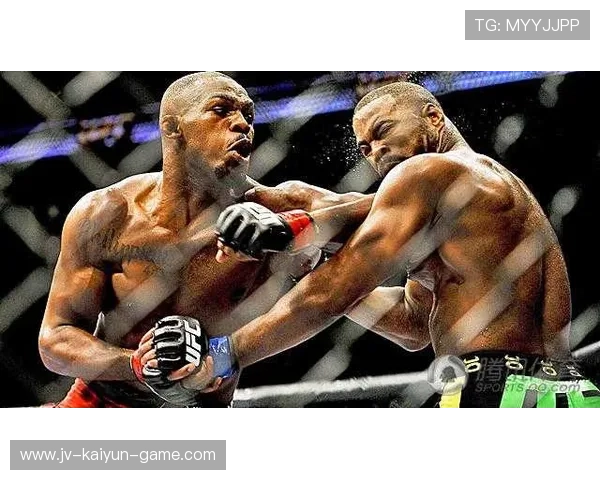 UFC 运动员称被对手故意“抓手指”