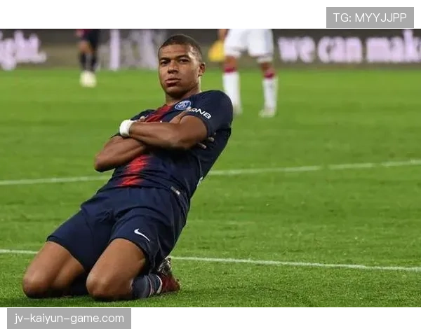 单后腰支点撑起中场框架,单后腰433